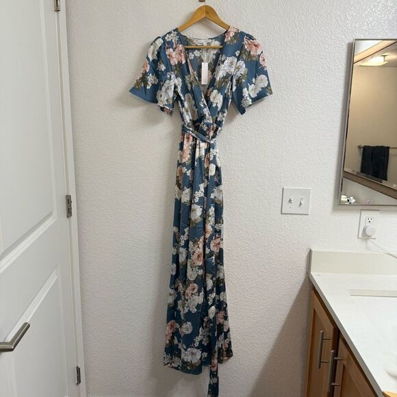 BNWT Baltic Born Sicily Satin Maxi Dress size Small - Picture 1 of 4